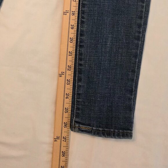 Levi's women's 721 High Rise Skinny distressed denim jeans, size 27/30 - Picture 6 of 7